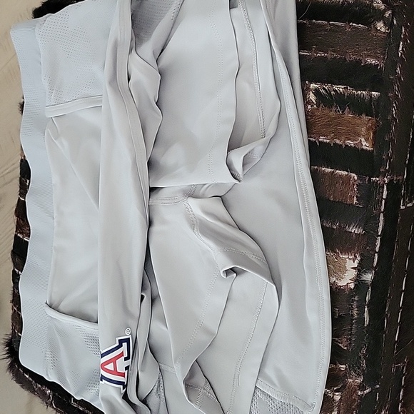 Columbia Golf Univ of Arizona Omni-Wick, Up Next Skort, Gray "A" Small - Picture 6 of 11